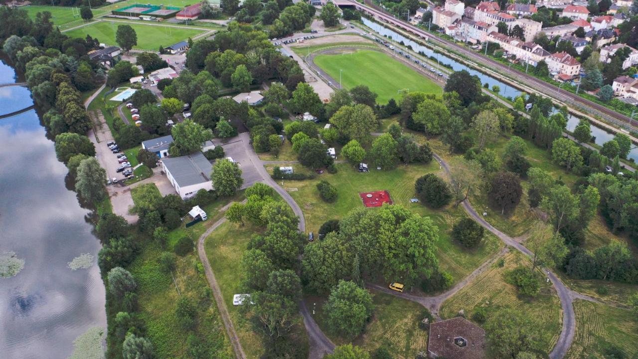 Camping De L'Ill Mulhouse Eksteriør billede