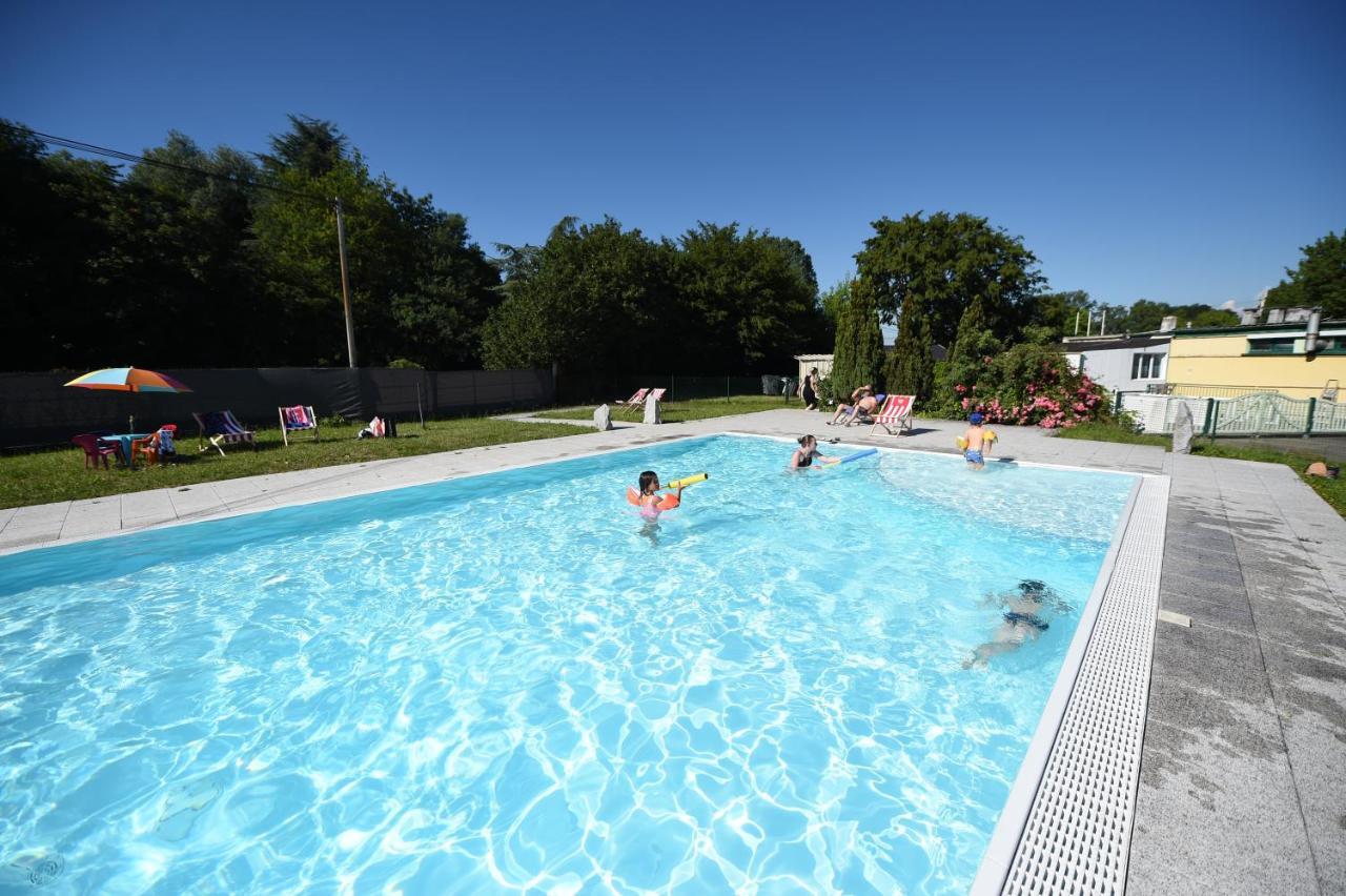 Camping De L'Ill Mulhouse Eksteriør billede